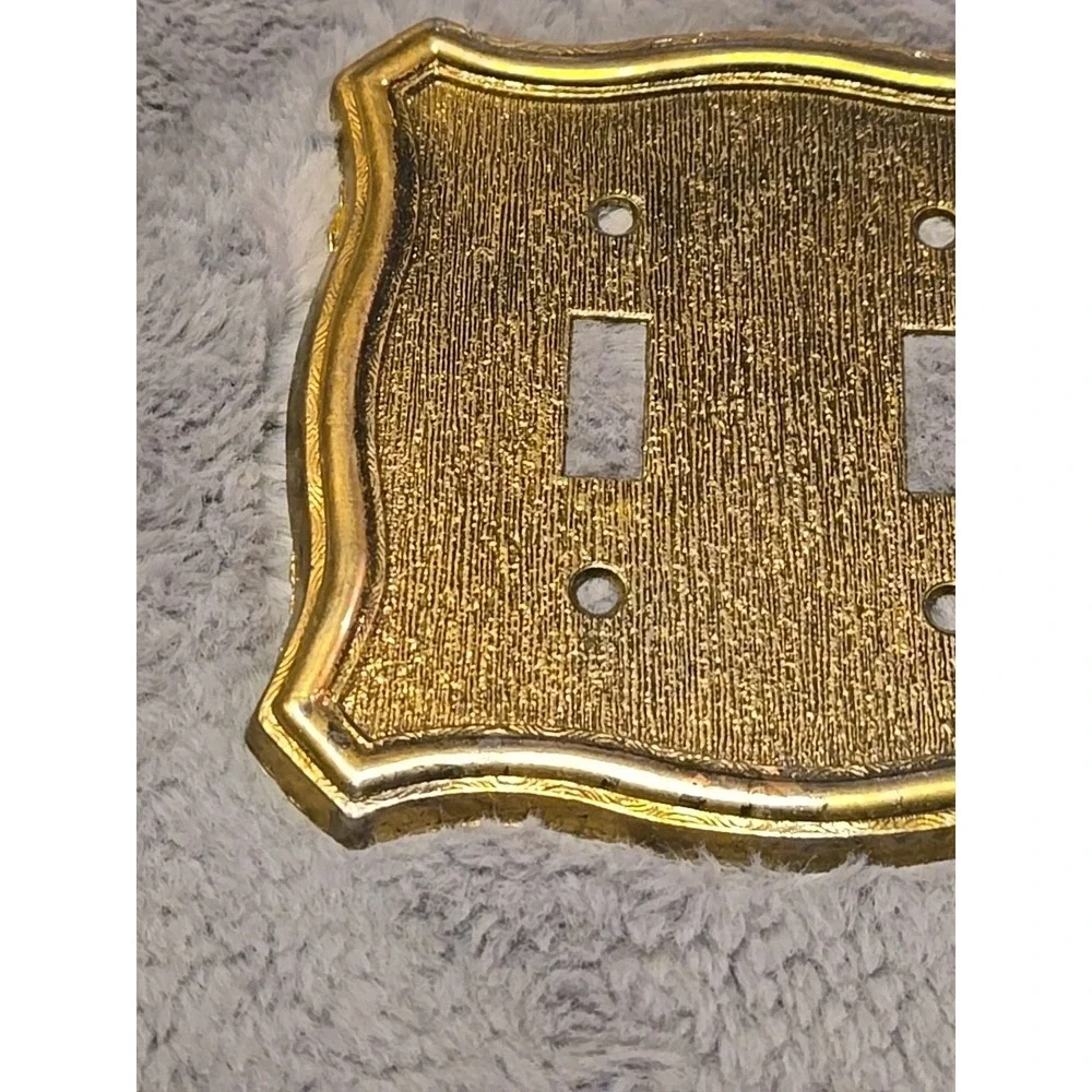 VTG Switch Plate Cover 1968 American Tack & Hardware‎ Brass Double Ornate 2-Gang